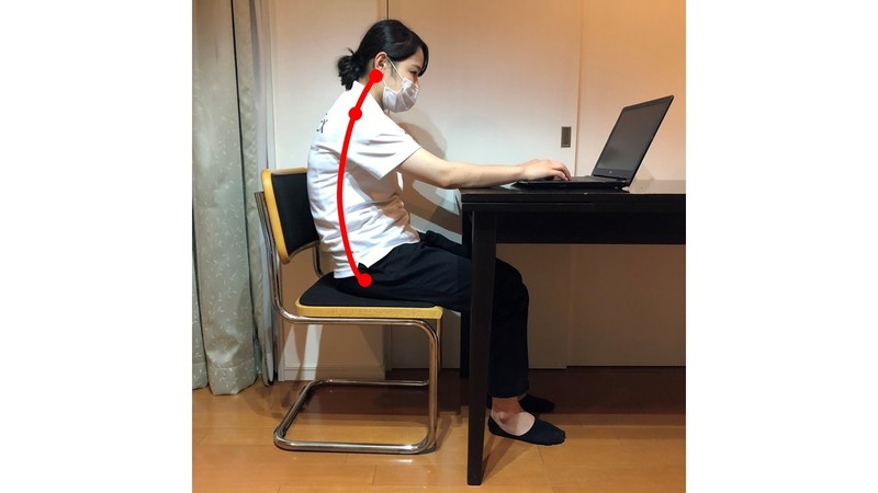 デスクワークの肩凝り・腰痛の対策と姿勢の注意点 | 都立大整形外科クリニック